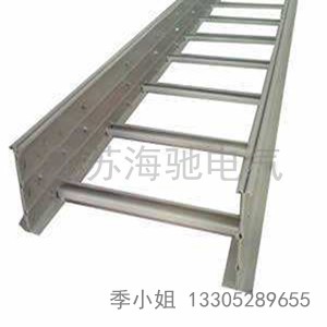 ����\���